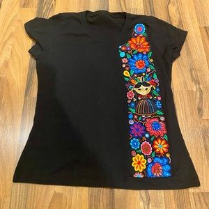 Embroidered tee